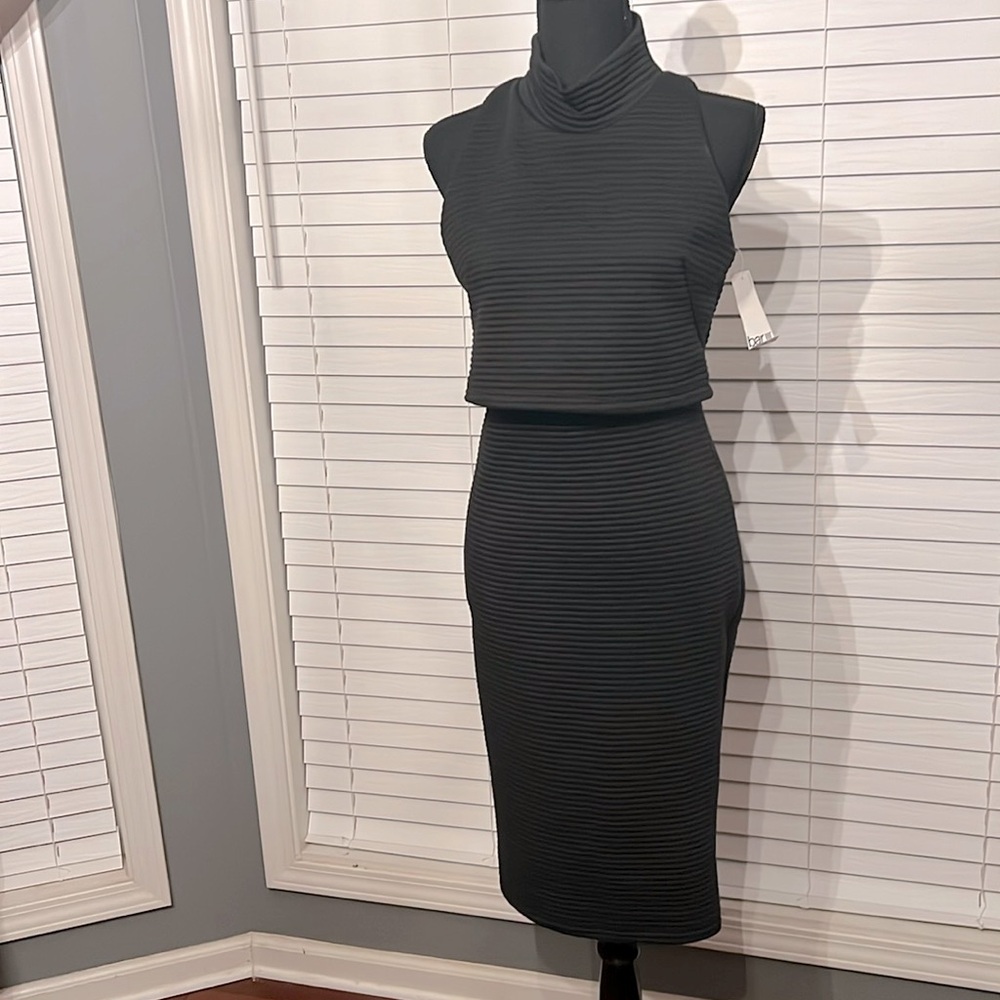 Stylish Black Bar III Dress! Size Small. Brand new dress with attached tag!